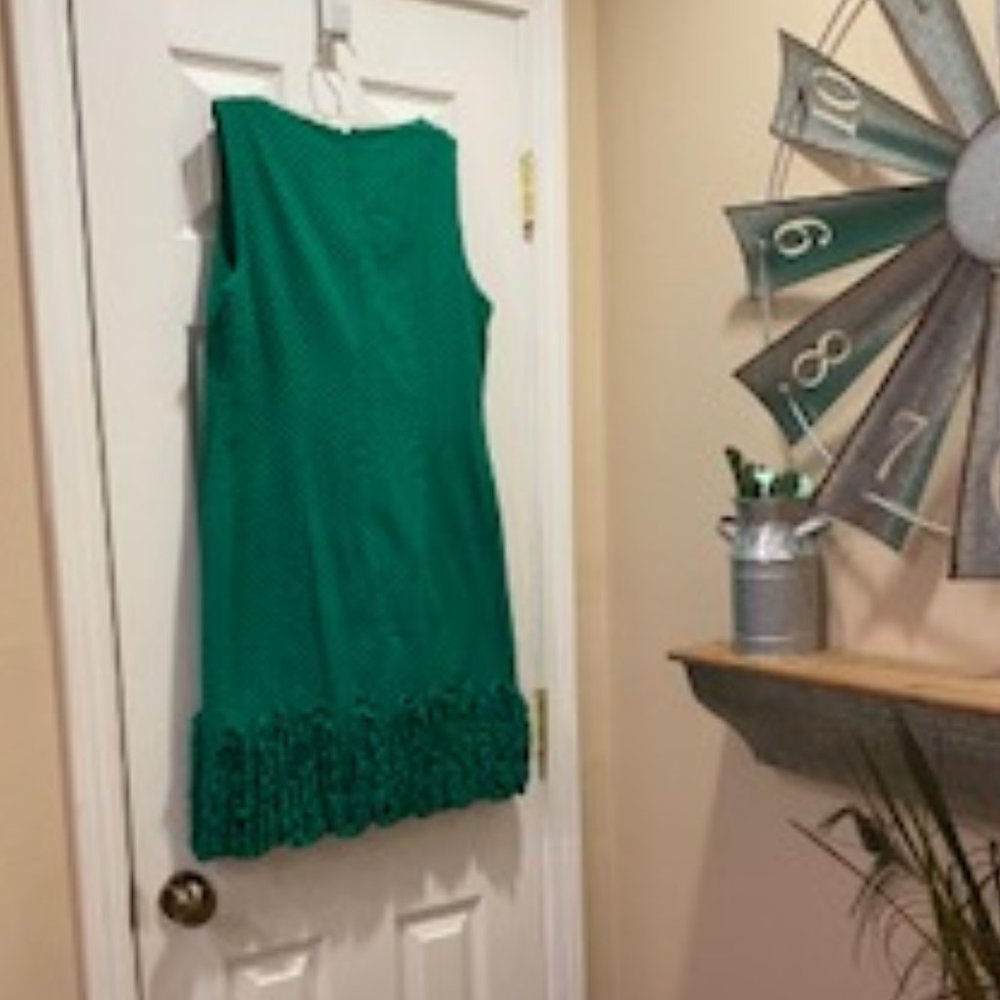 Green Fashion Mini Dress by Taylor, Size 6